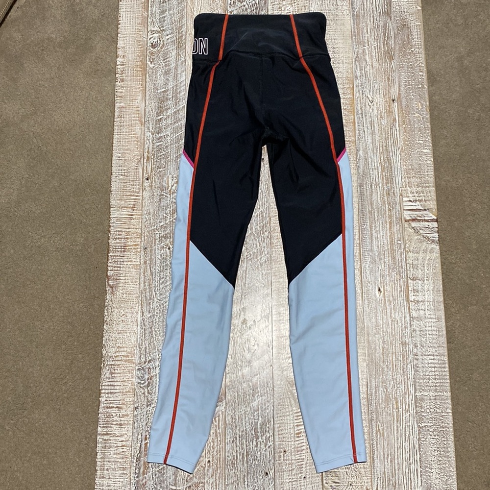 P.E NATION Size XS Leggings In Excellent Cond! - Picture 2 of 5